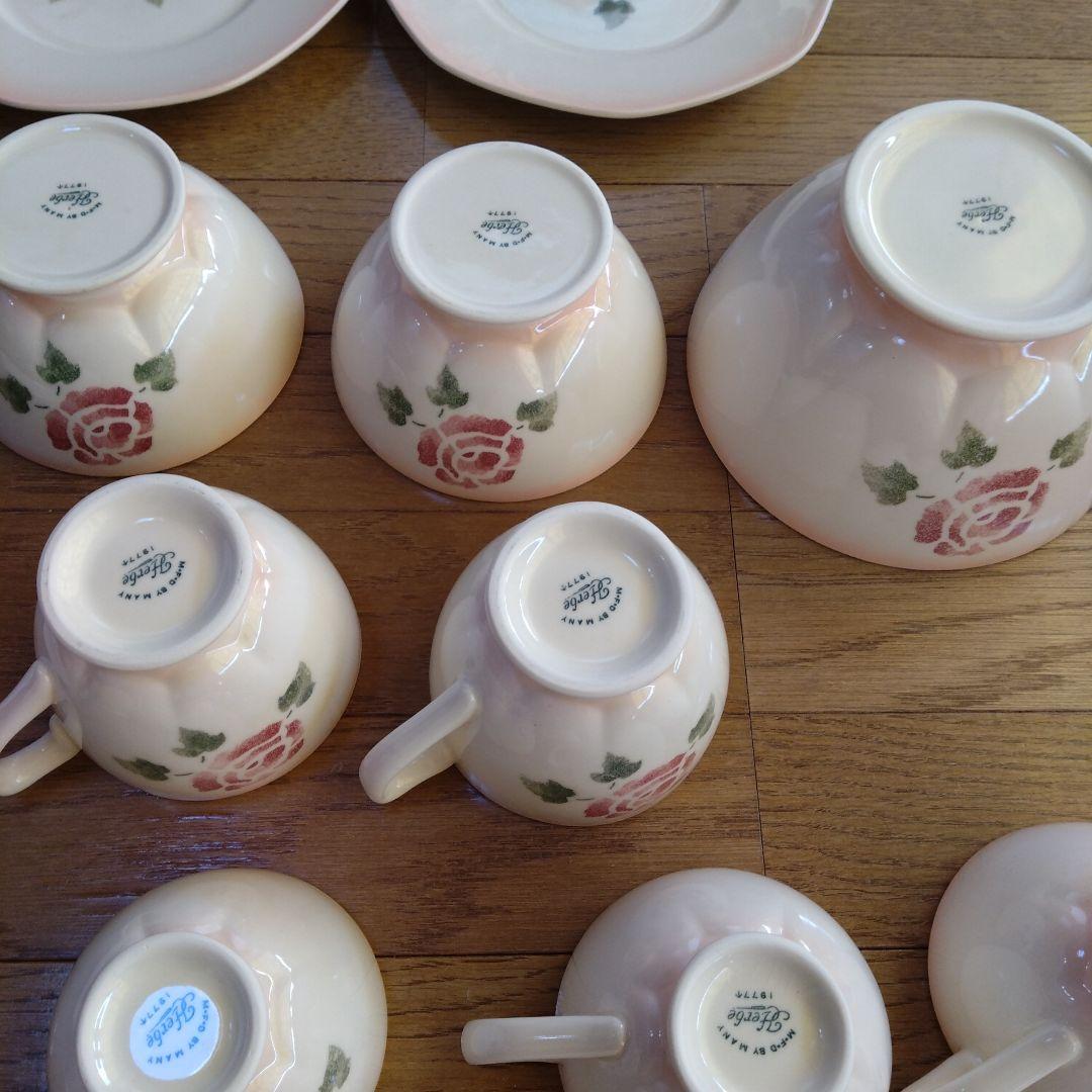 マニー ピンクローズシリーズ バラの花柄陶器食器セット