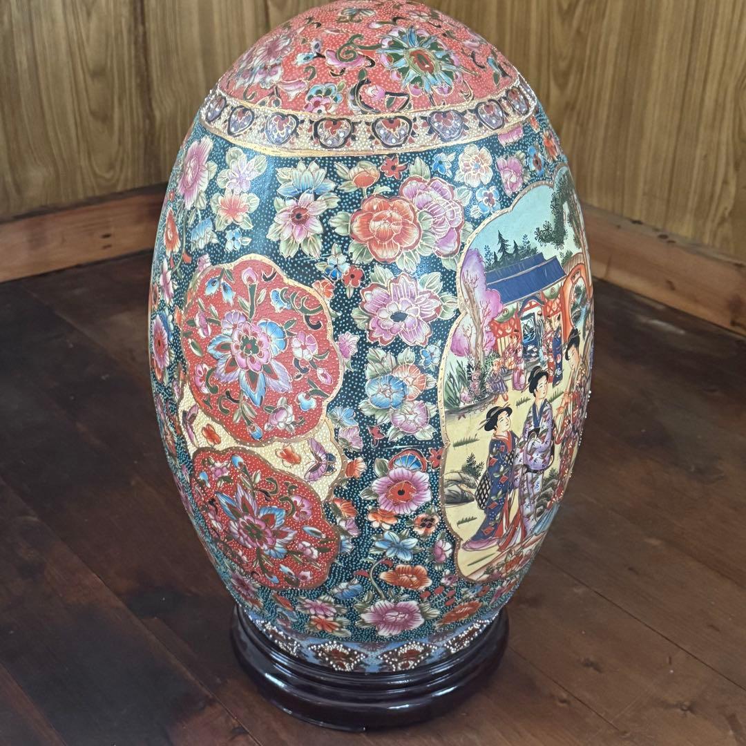 輸出薩摩　豪華絢爛　薩摩焼　金襴手遊女図 卵型置物 床飾物 古美術品