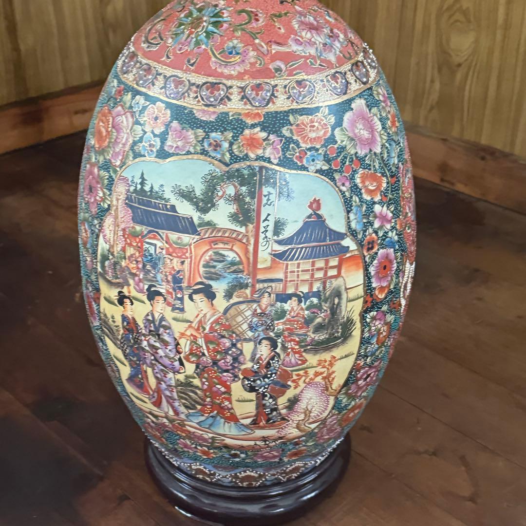 輸出薩摩　豪華絢爛　薩摩焼　金襴手遊女図 卵型置物 床飾物 古美術品