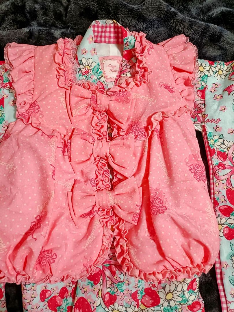 mezzopiano メゾピアノ　3歳　七五三　着物　被布セット　いちご　y2k