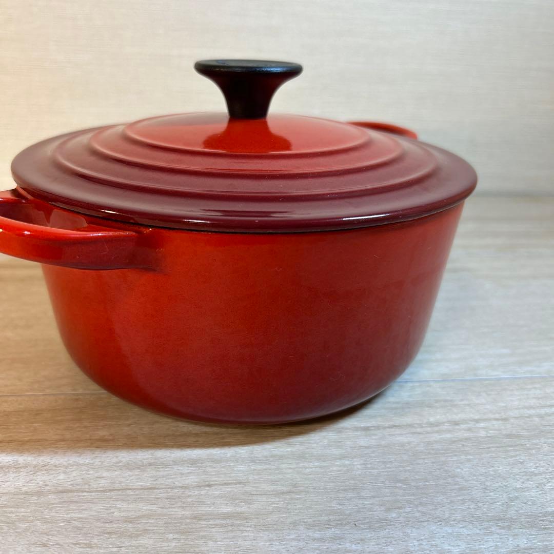 ルクルーゼ　ココットロンド　18cm チェリーレッド　両手鍋　鍋