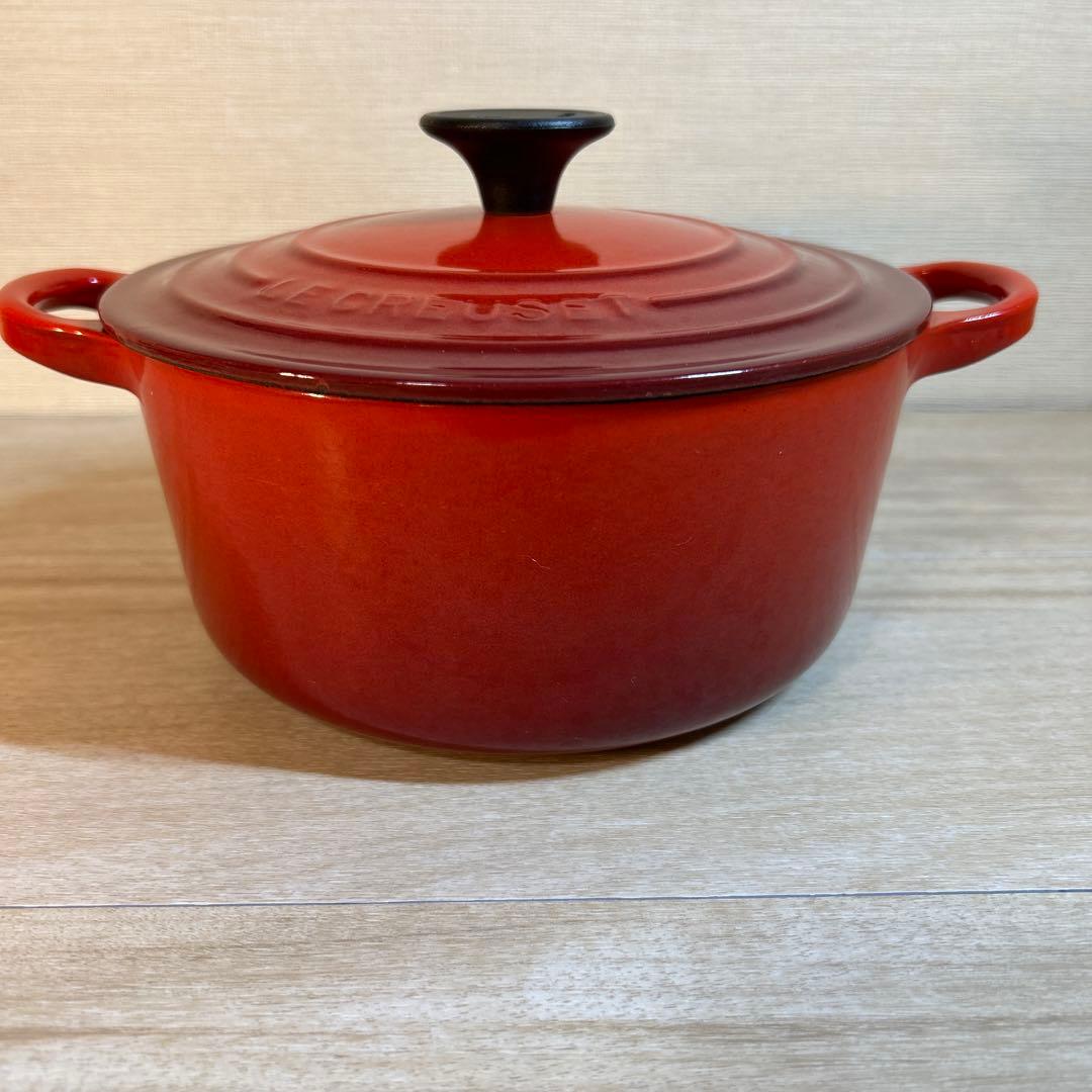 ルクルーゼ　ココットロンド　18cm チェリーレッド　両手鍋　鍋