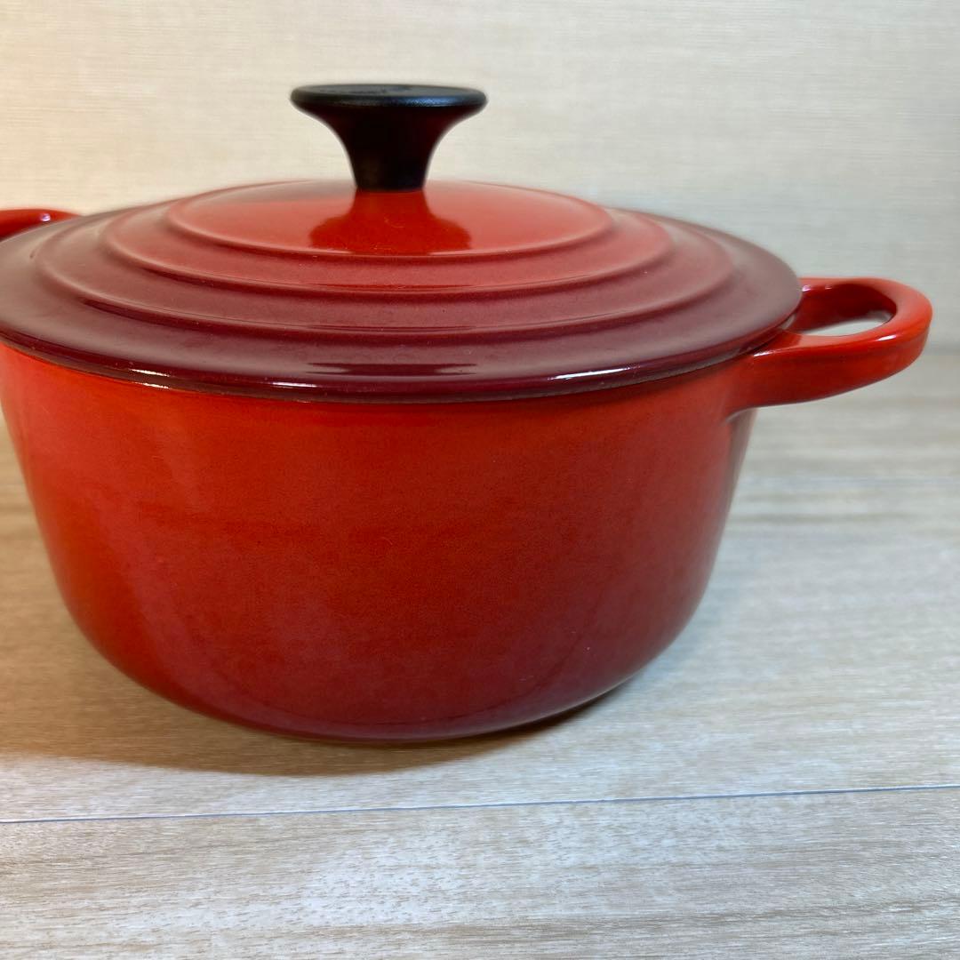 ルクルーゼ　ココットロンド　18cm チェリーレッド　両手鍋　鍋