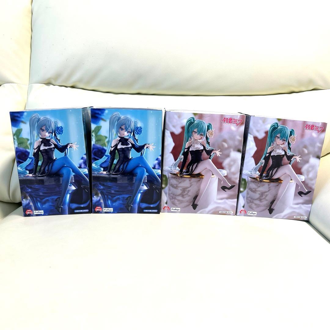 新品未開封 初音ミク ぬーどるストッパー 青薔薇 白薔薇 2種セット 4体