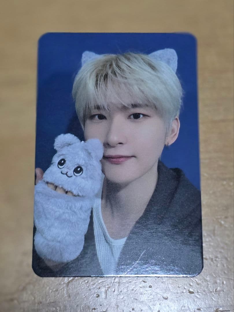 CRAVITY ウビン トレカ【誰が本当の猫でしょうver】 - メルカリ