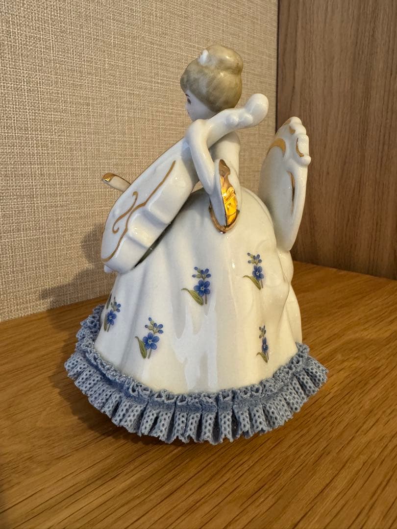 花のワルツ チェロを持つ女性のオルゴール Nidec