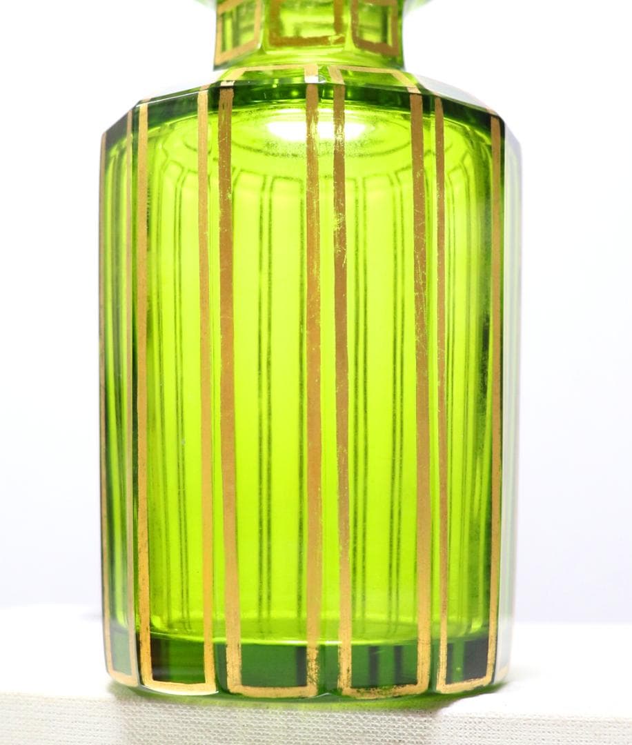 オールド・バカラ 稀少 ルイ16世様式 緑ガラス 金彩装飾多面体 香水瓶 ボトル
