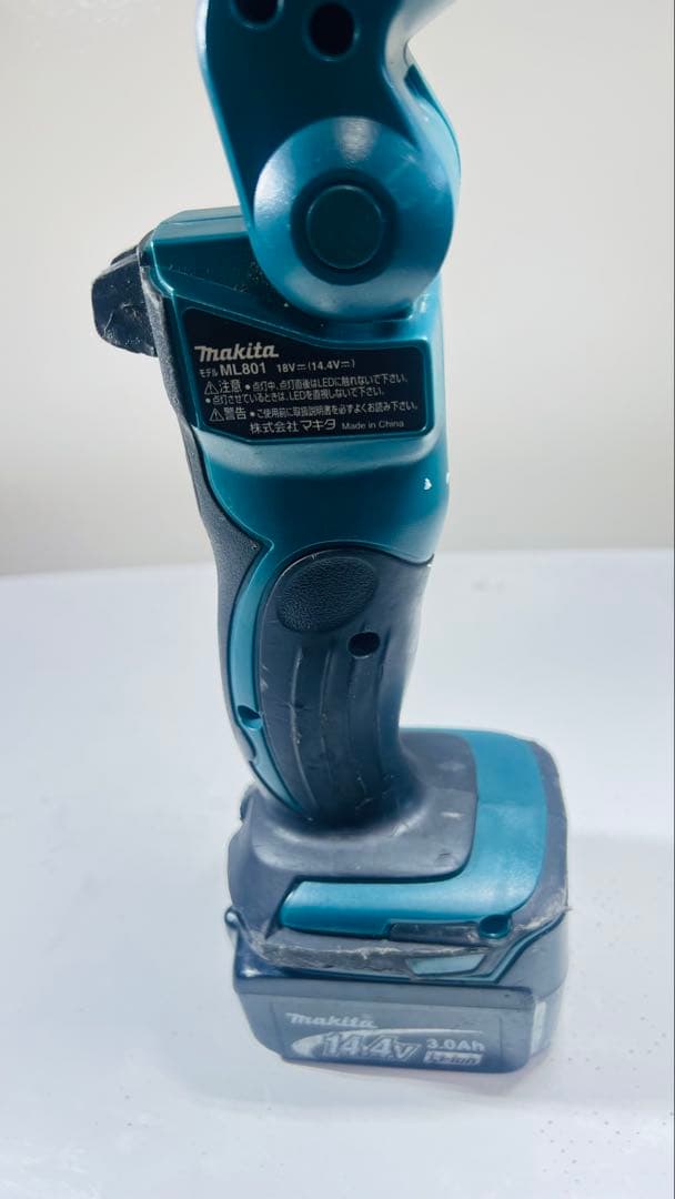 Makita LED ML801ワークライト 2個セットバッテリー無し