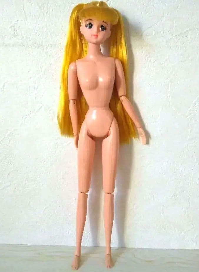 ♥箱無し新品♥ノアドロームエイティーンジェニーイエローツインテール可動ボディー
