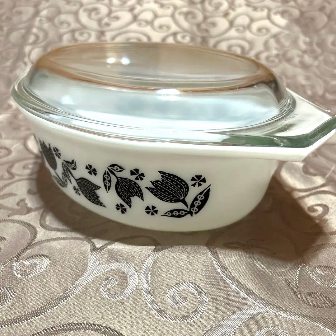 Pyrex キャセロール　アメリカヴィンテージ　ブラックチューリップ柄