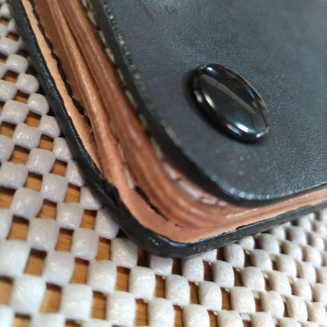 黒のレザー長財布