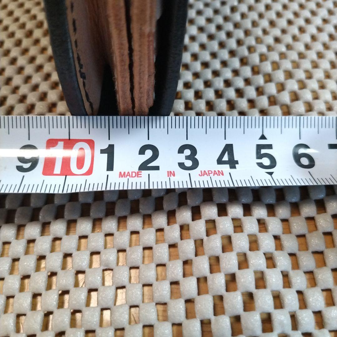 黒のレザー長財布