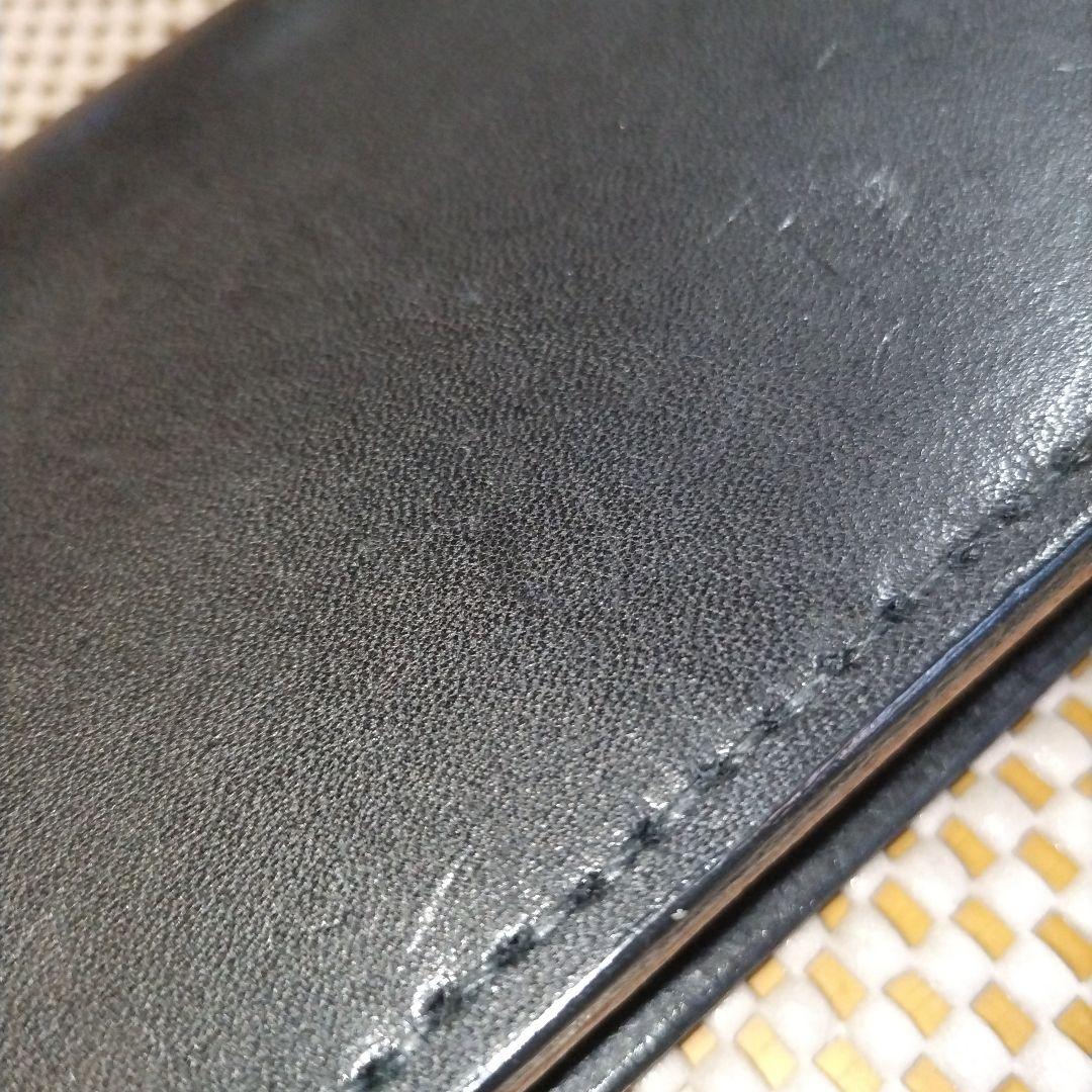 黒のレザー長財布