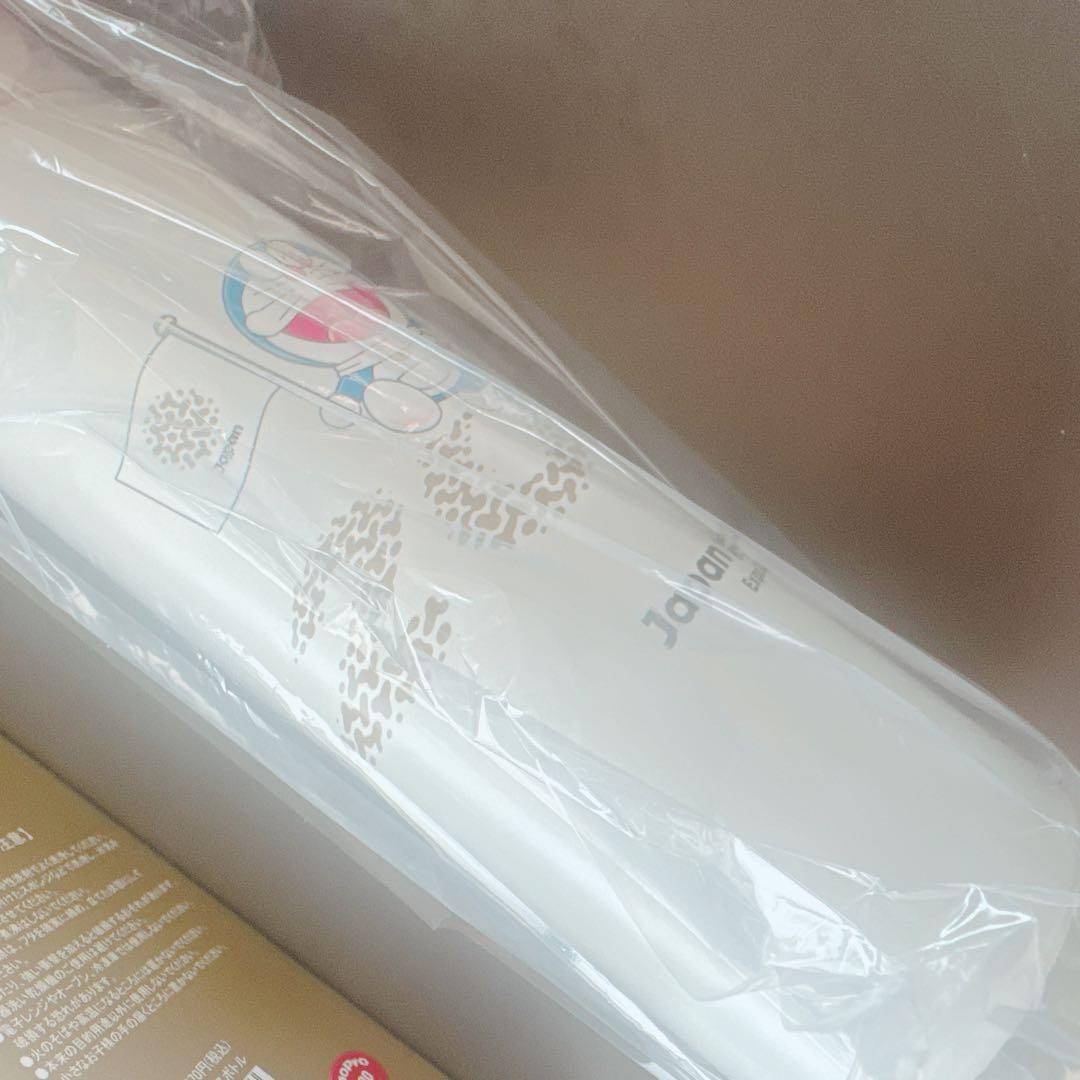 新品未使用】大阪関西万博 日本館 ドラえもん 魔法瓶 水筒 - メルカリ