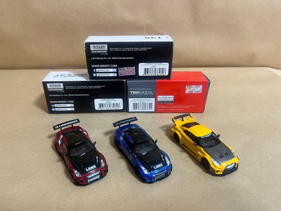 開封済み　MINI GT LBWK GT-R ミニカー 6台セット➕おまけ1点