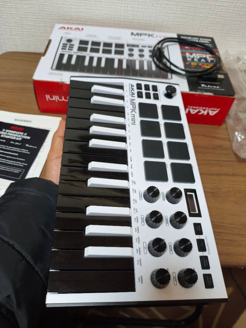 AKAI MPK mini MIDIキーボード (美品)