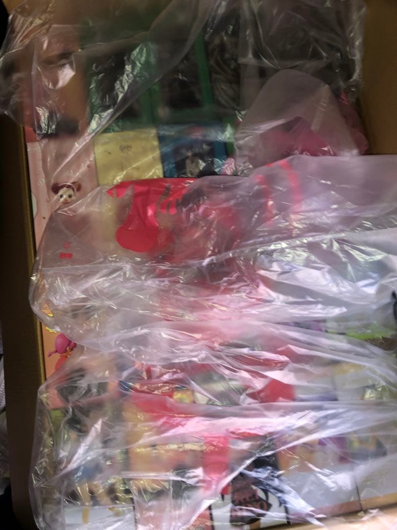 推しの子　らんま　ぼっち　しんちゃん　地獄楽　ヒロアカ　フィギュア　98個