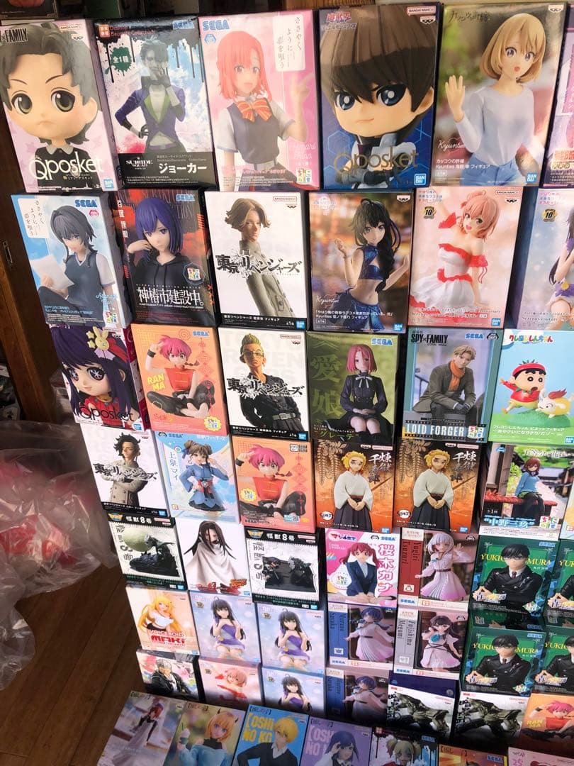 推しの子　らんま　ぼっち　しんちゃん　地獄楽　ヒロアカ　フィギュア　98個