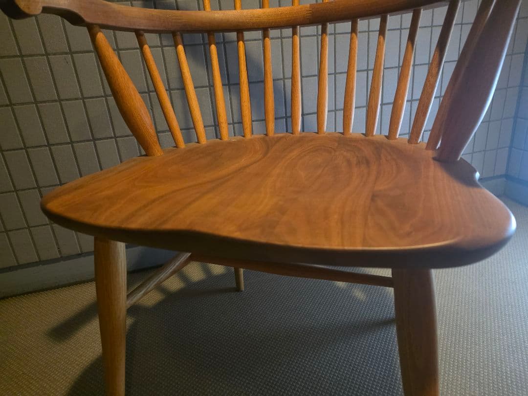 高山ウッドワークス　コームバックアームチェア/ダイニングチェア