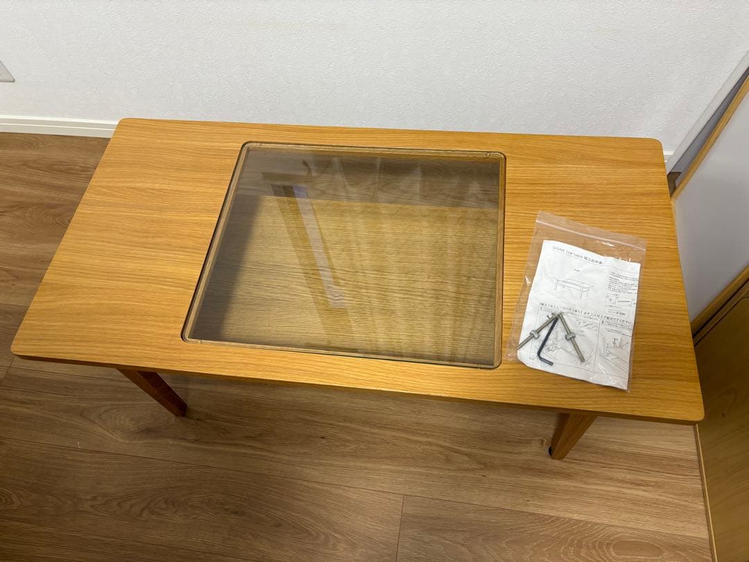 unico SIGNE lowtableウニコ シグネ ローテーブル ガラス天板