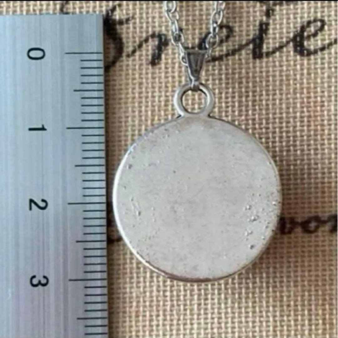 ジャパンヴィンテージ和泉ガラス シンプルネックレス 赤 銀古美