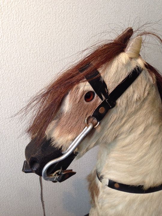 ディスプレイに♪リアルファーのお馬さん　ロッキングホース　木馬　オブジェ