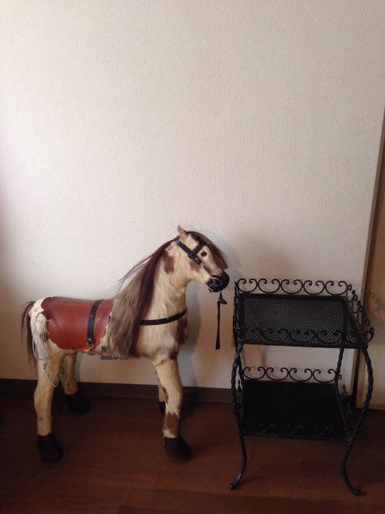 ディスプレイに♪リアルファーのお馬さん　ロッキングホース　木馬　オブジェ