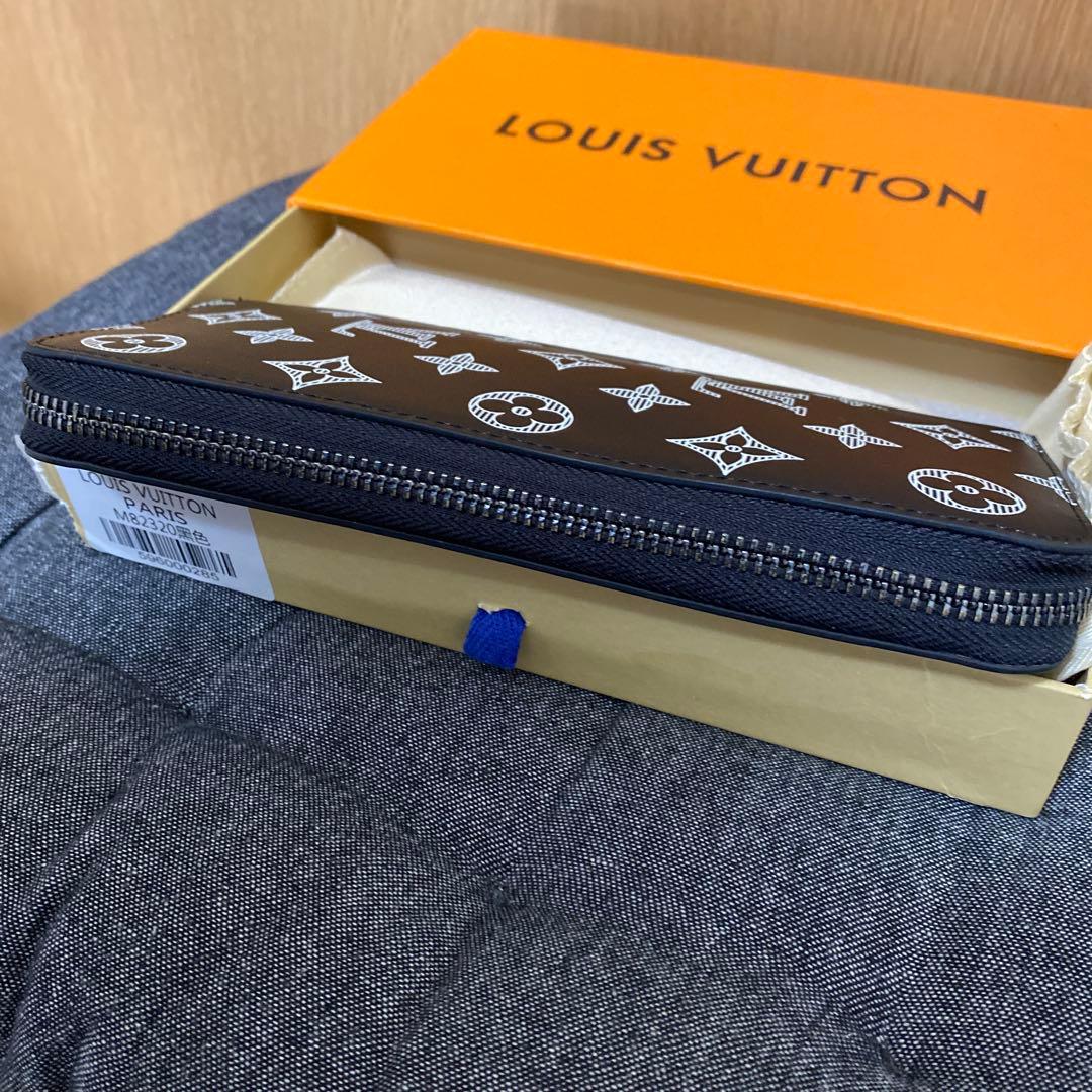 ルイヴィトン長財布 iPhone13 2点セット即購入可 - メルカリ