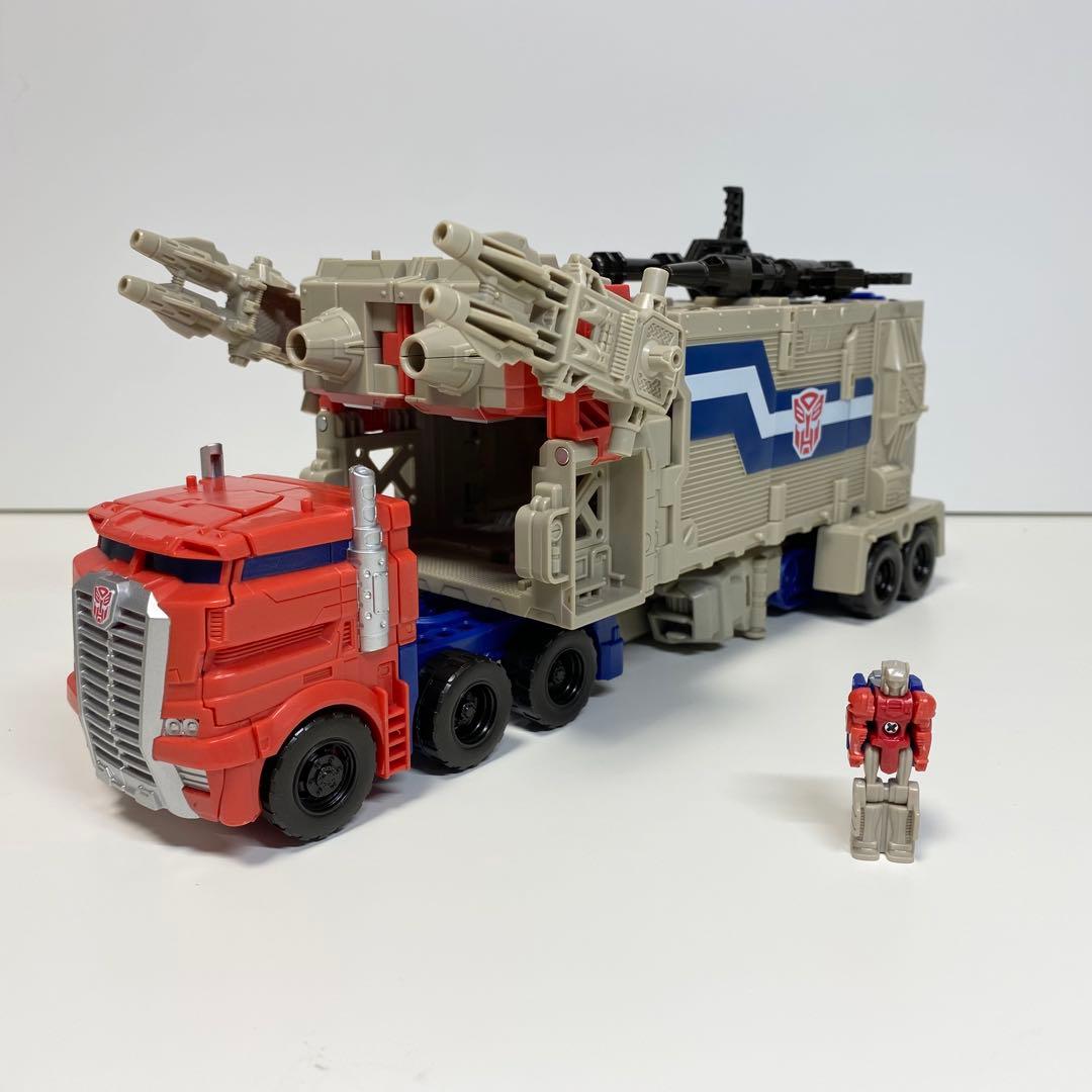 パワーマスターオプティマスプライム　バンブルビー　クロームドーム　セット