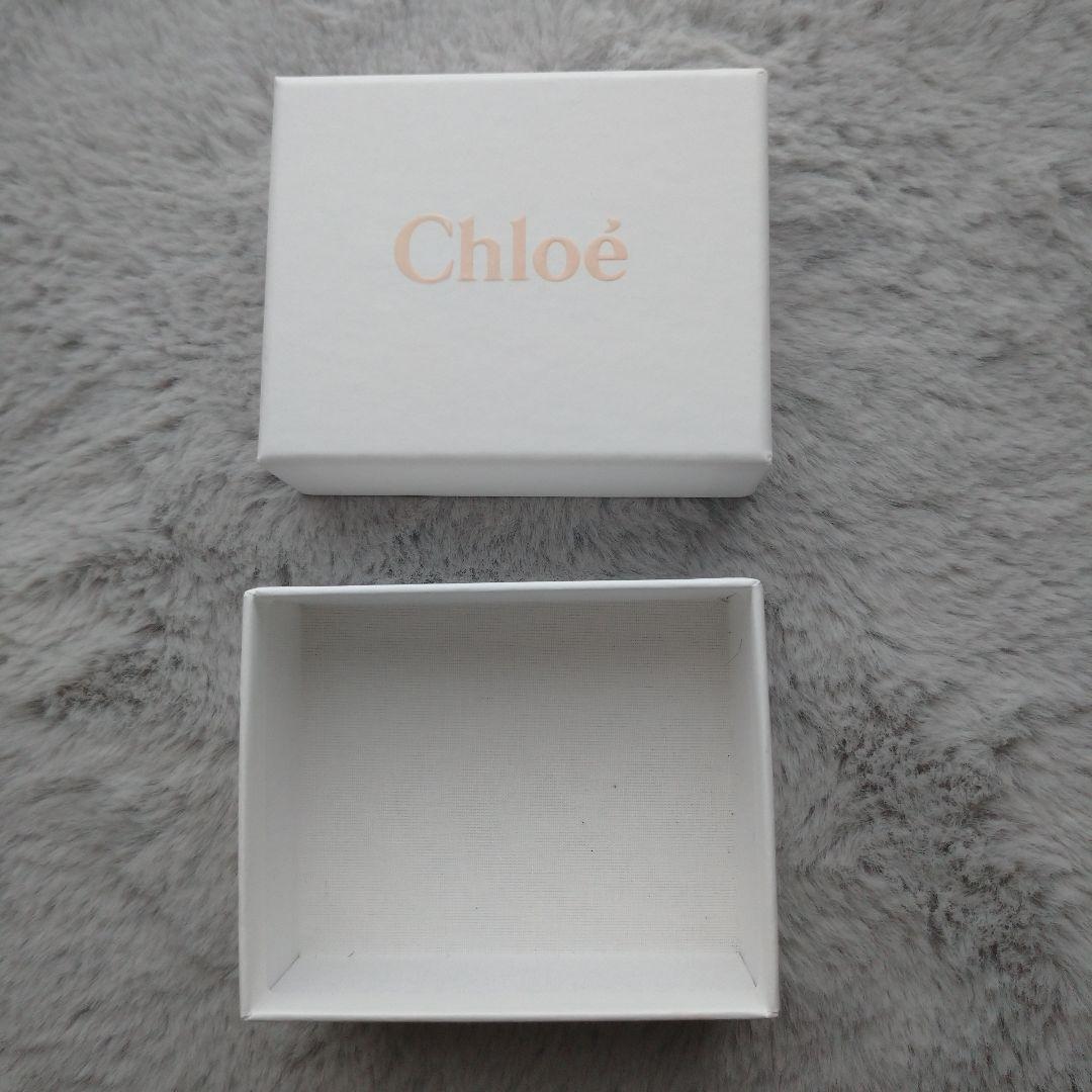 Chloe アルファベット 三つ折り財布