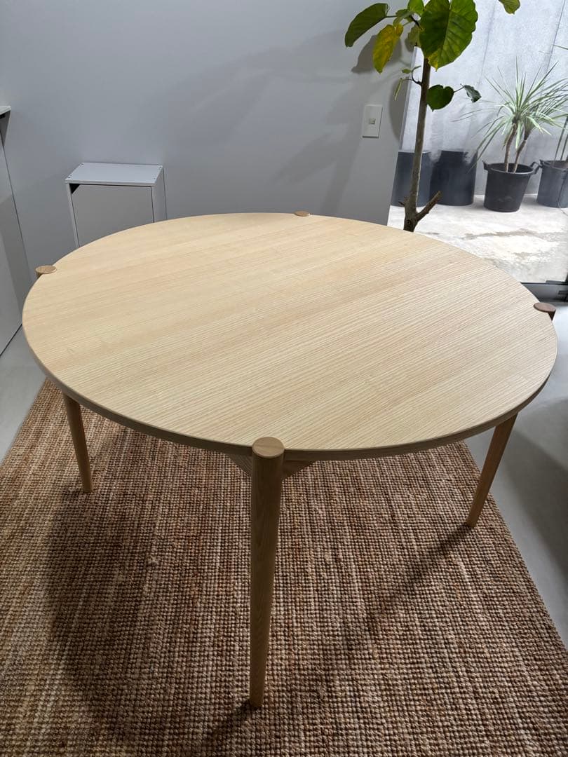 さらにお値下げ‼️IDEEダイニングラウンドテーブル　美品！