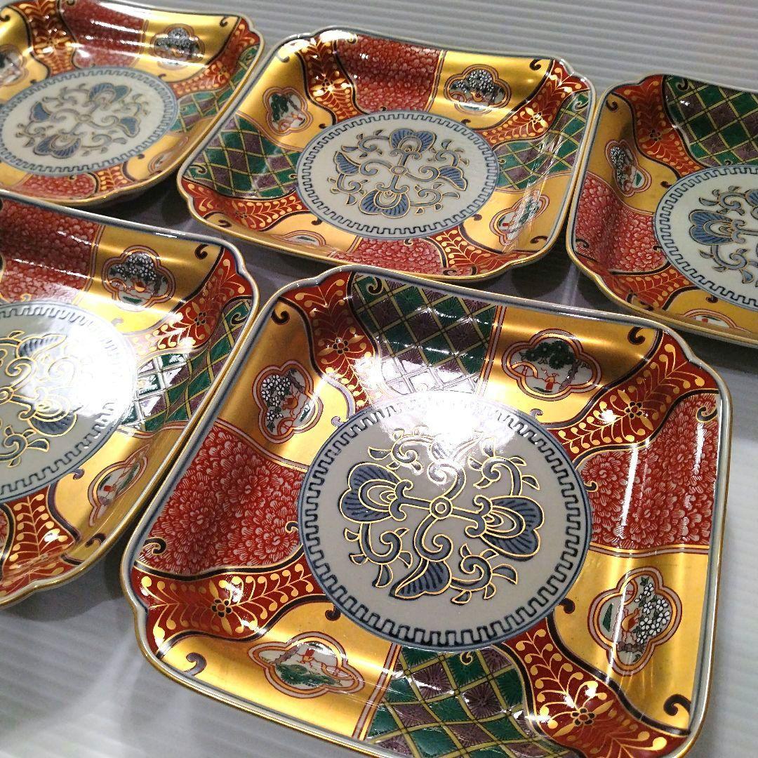 波佐見焼 林九郎窯 林九郎 古伊万里 金襴手 金彩 色絵 赤絵 間取 角皿 牡丹