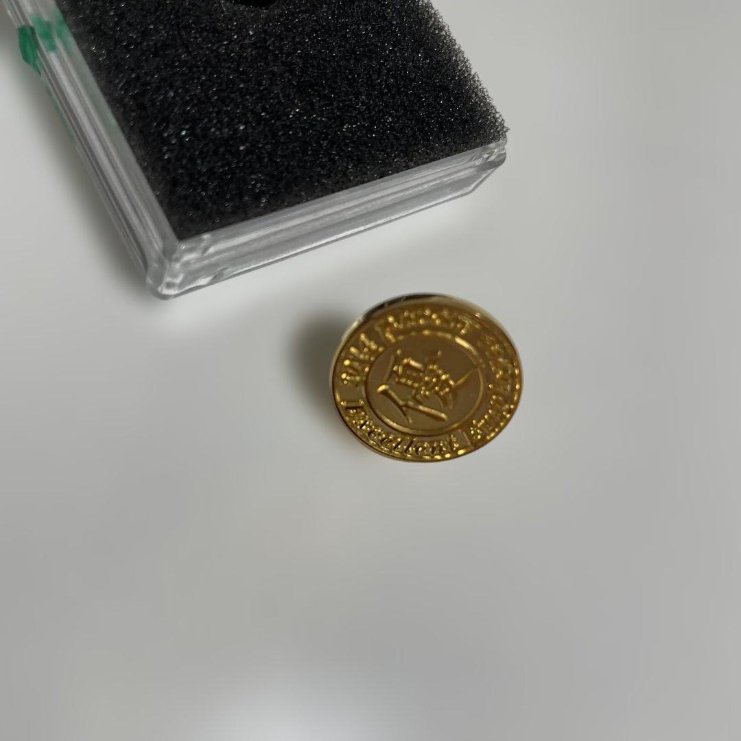 純金　金　バッチ　ピンバッチ　ノベルティ　グッズ　コレクション　5.5g