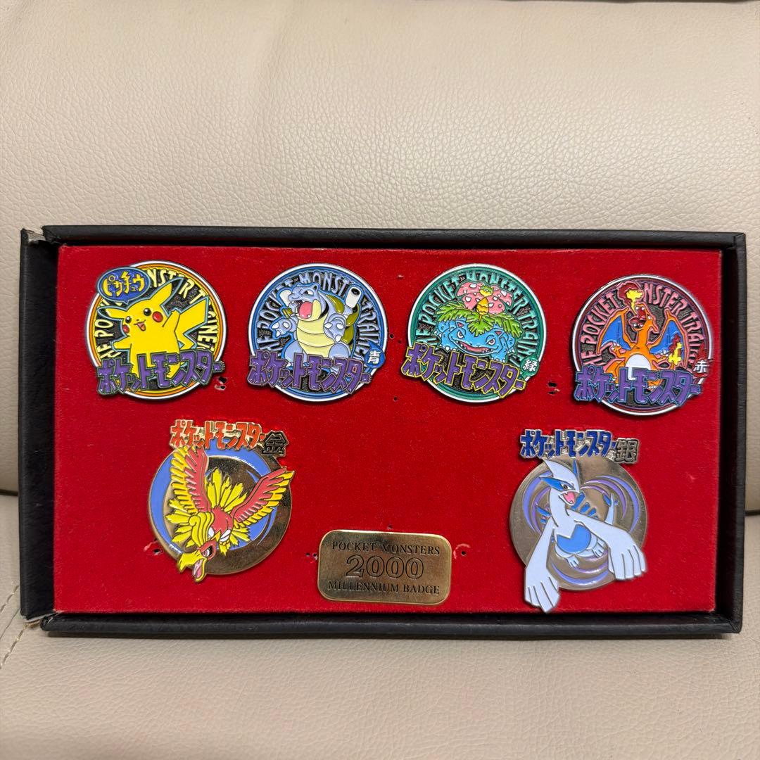 ポケットモンスター ミレニアムバッジ 2000年記念 限定 ピンバッジ