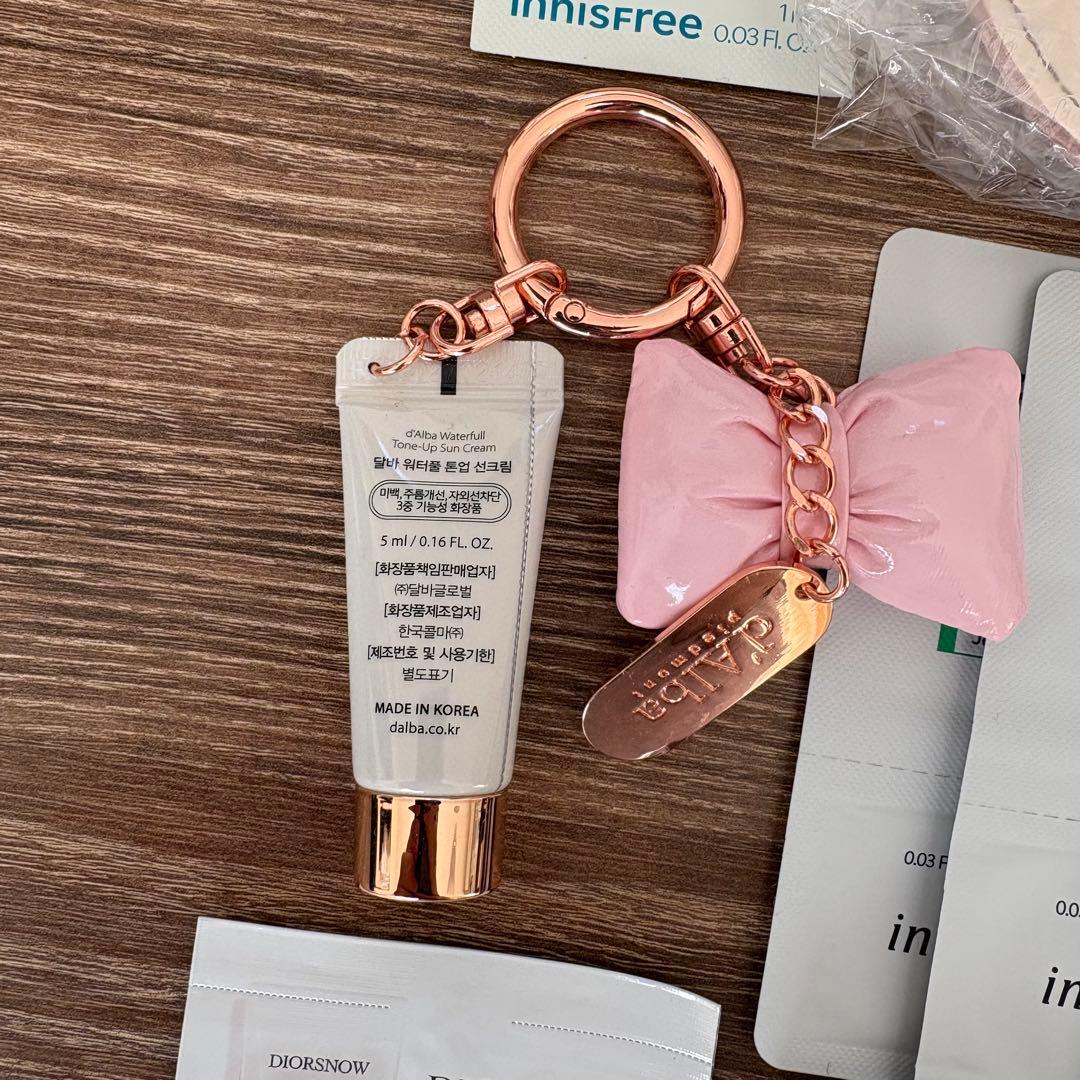 お値下げ中 スキンケアメイクサンプル・ファンデレフィル・カッサ約100点