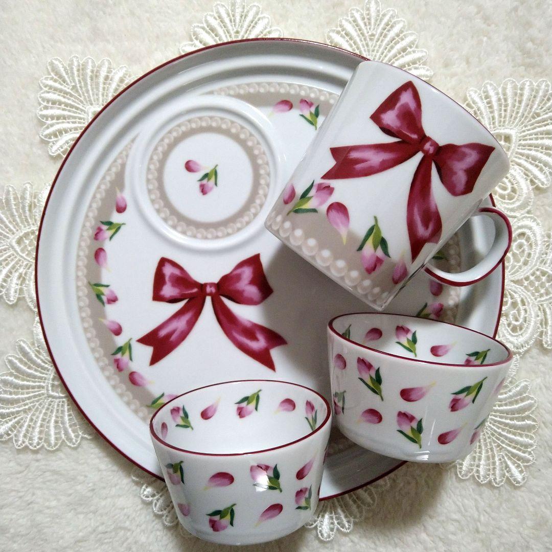 【新品】フェイラー ハッピーモーメント　✩マグカップ✩プレート✩プチボール2個