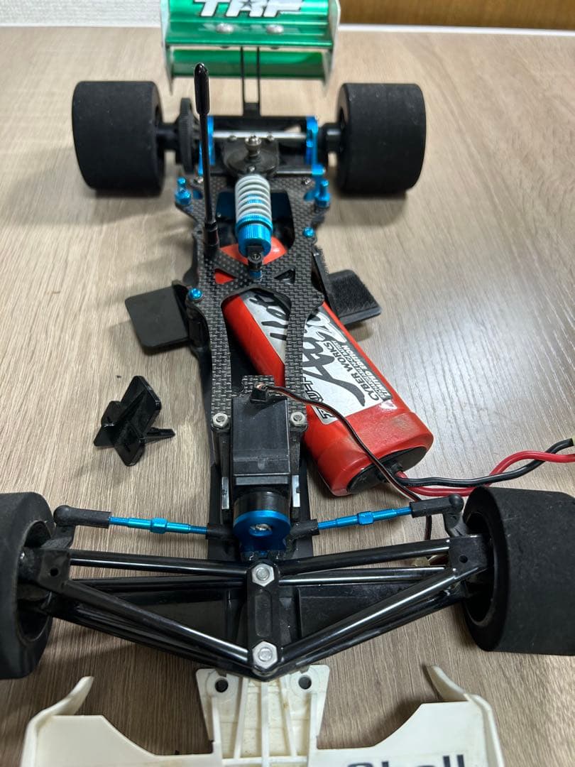 タミヤ　F103 シャーシ　サーボは作動確認済み。バッテリー縦積み仕様。