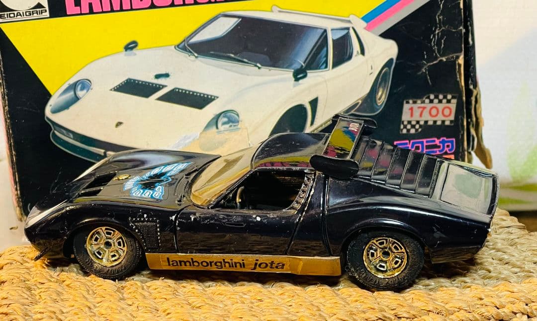 ランボルギーニ イオタ Lamborghini Jota 1/28 永大グリップ - メルカリ