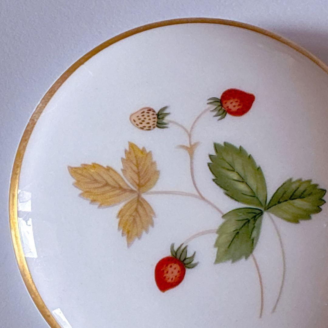 WEDGWOOD】ワイルドストロベリー 小物入れ - メルカリ