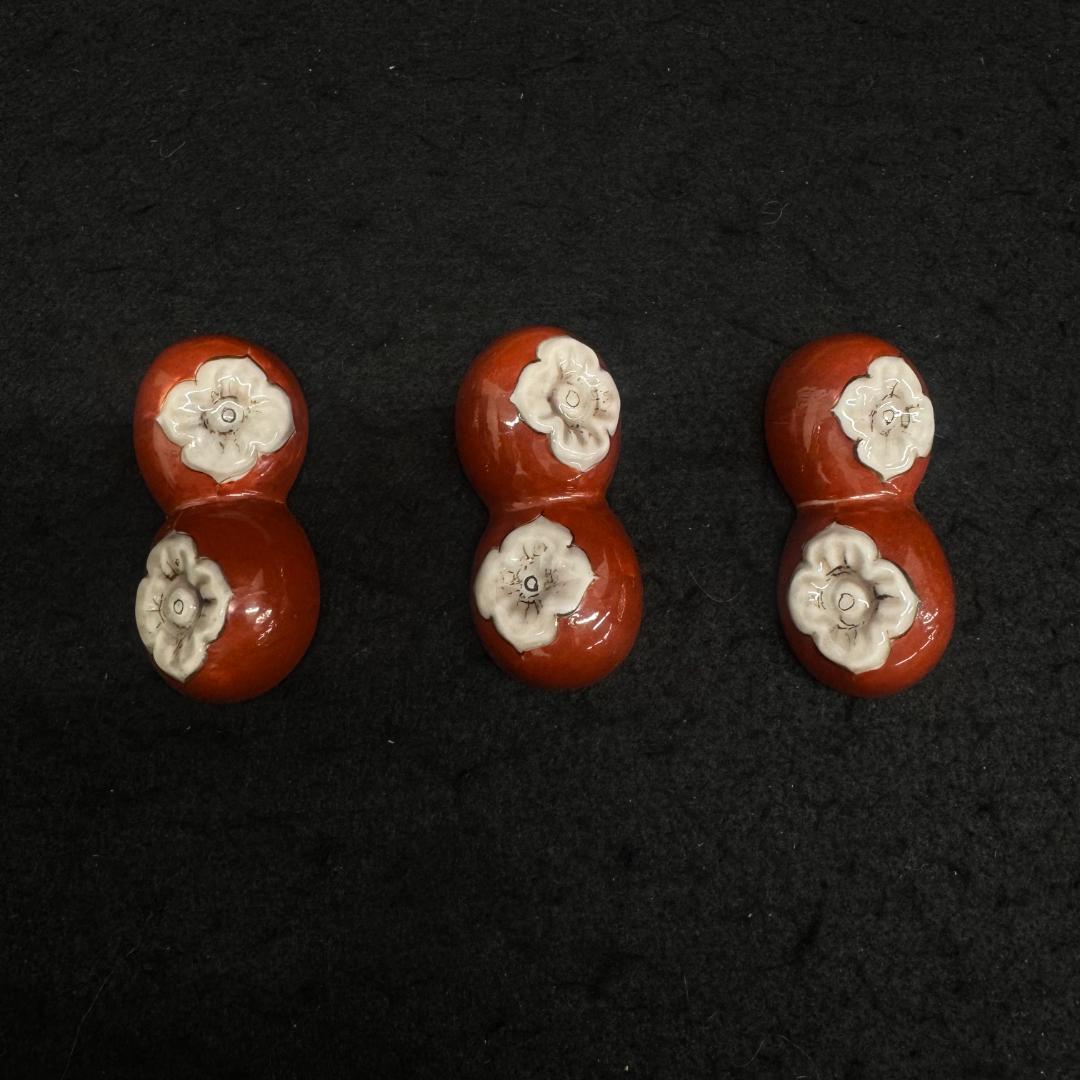 柿右衛門　十四代　　箸置き　柿形 3個