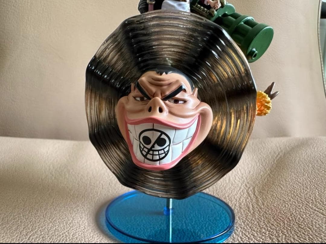 ワンピース Yz バッファロー ベビー5 ガレージキット ガレキ スタチュー