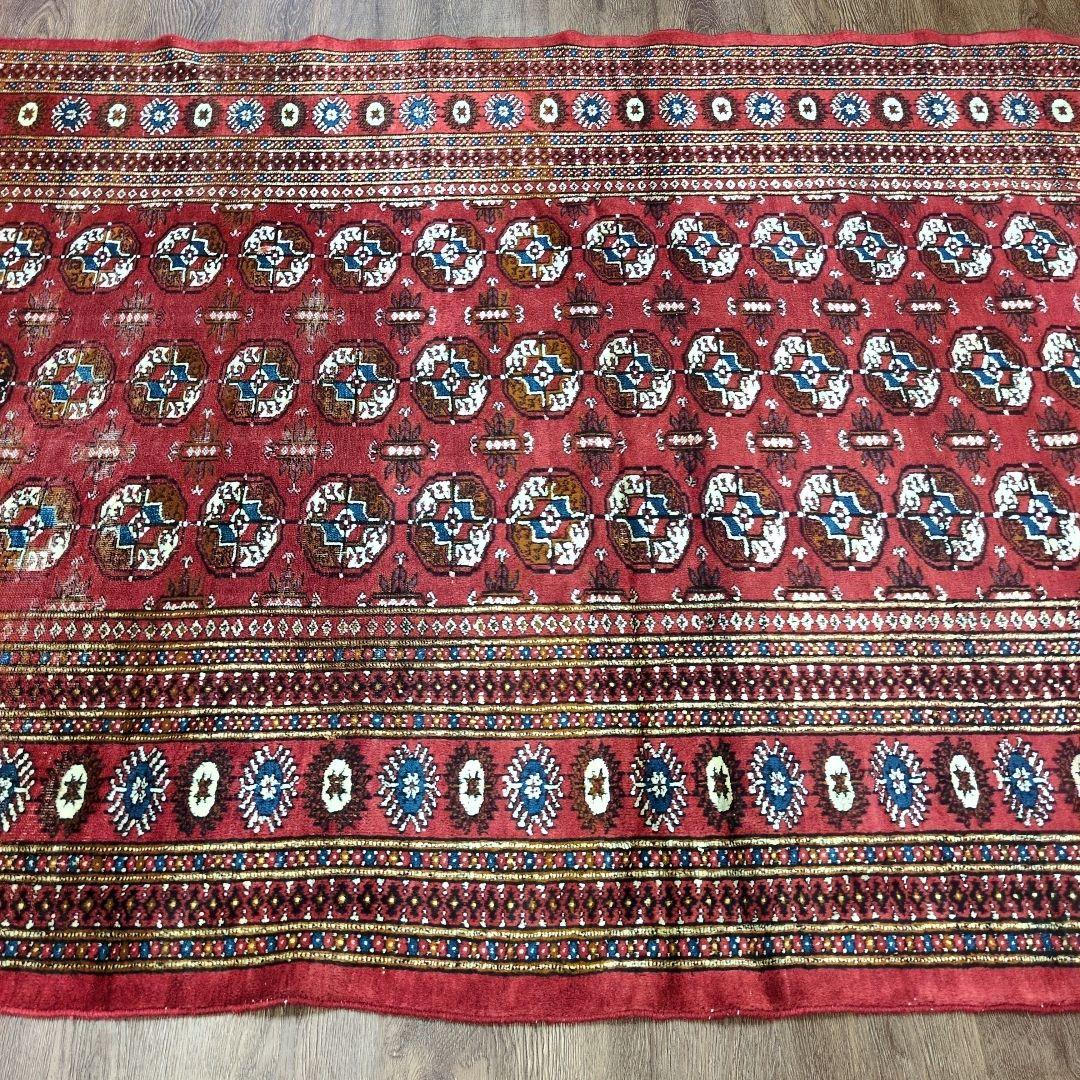 ヴィンテージラグ パキスタン トライバルラグ 手織り絨毯 レッド