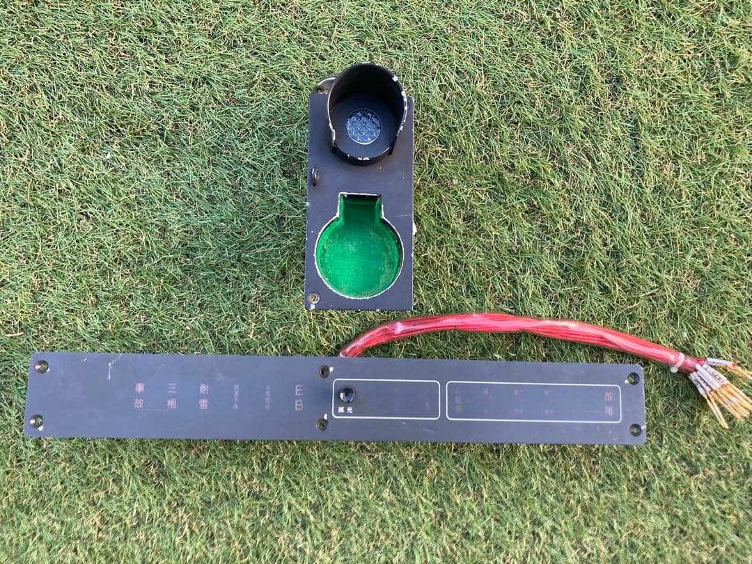 M*1様 JR 運転台機器（パイロットランプ、ユニット表示灯）