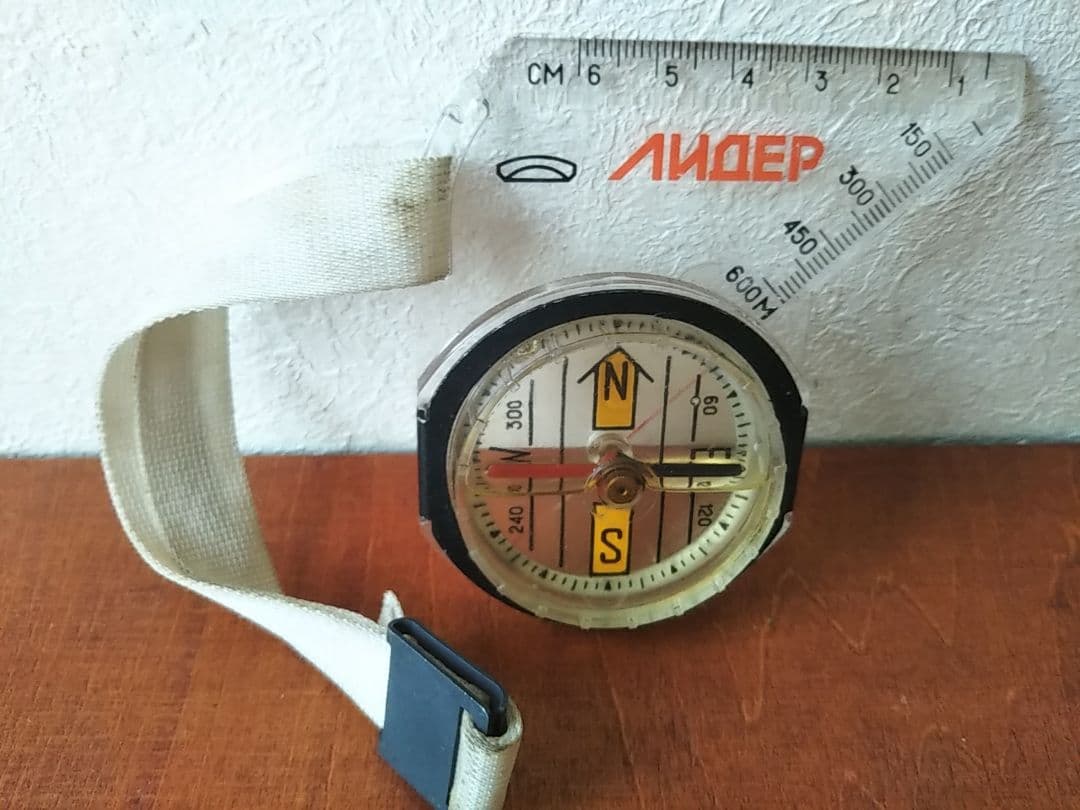 コンパス　フィアット　アルファロメオ　フェラーリ　マセラティ　ランチア