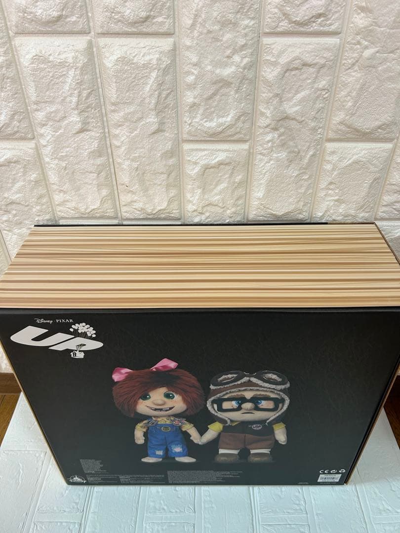 カールじいさんの空飛ぶ家　カール　エリー 幼少期　レア