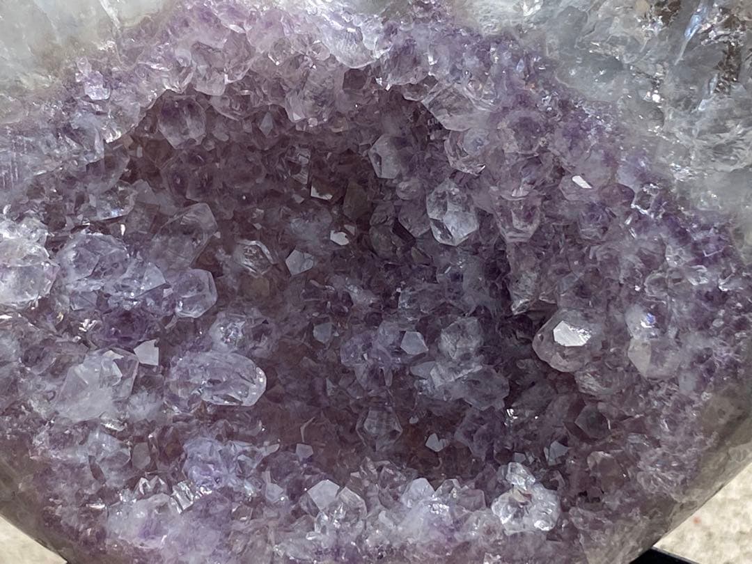 【健康・長寿・子宝】瑪瑙ハート！アメジスト共生⭐️浄化皿⭐️台座付き N65