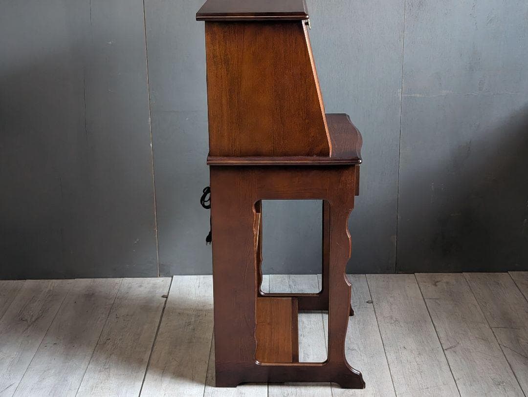 カリモク　karimoku ライティングビューロー　コンセント付 　RZ