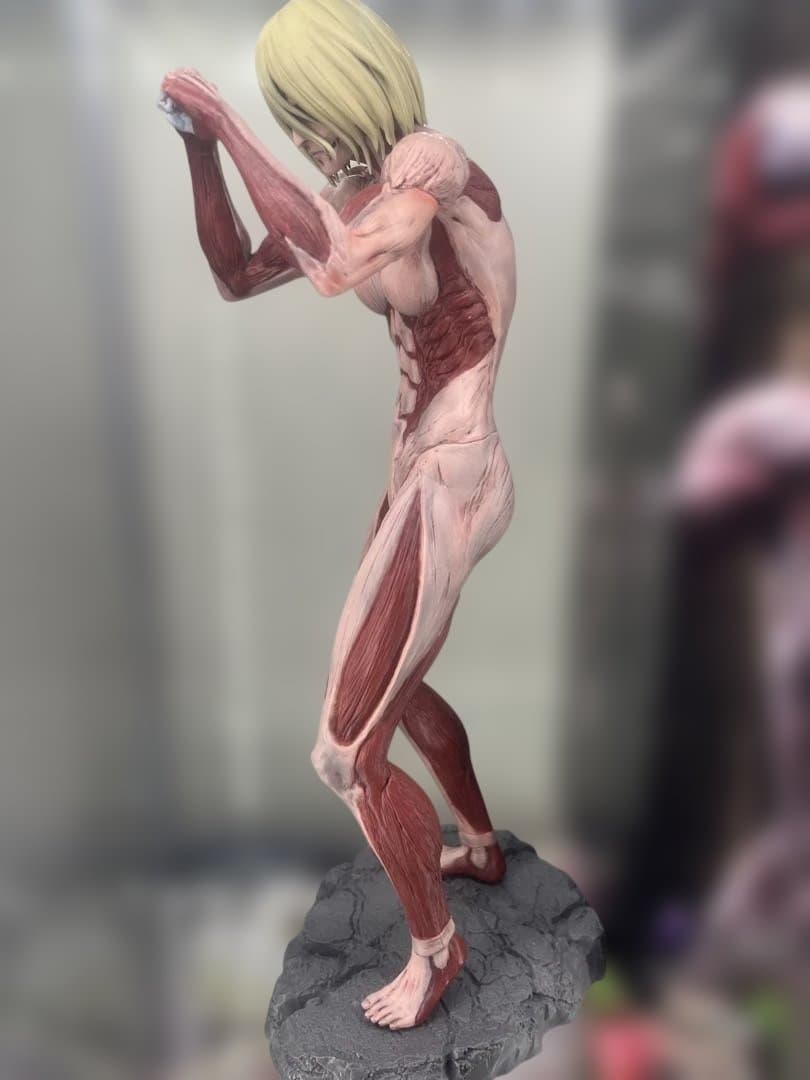 女型の巨人　フィギュア　一番くじ