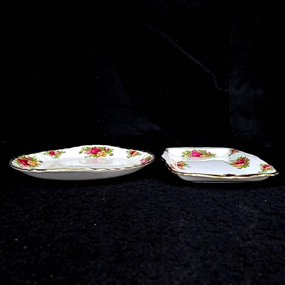 ●美品♪ロイヤルアルバート　オールドカントリーローズ　プレート　トレイ　2枚 3