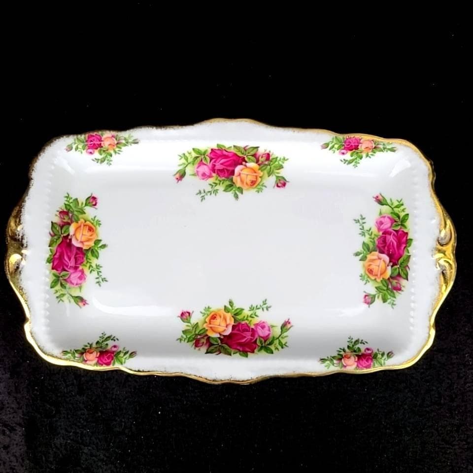 ●美品♪ロイヤルアルバート　オールドカントリーローズ　プレート　トレイ　2枚 3